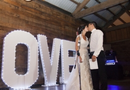 Love sign- tamara wedding