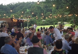 smbali-hai-with-bar-and-lights