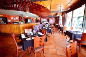 Cairns Restaurant Inside